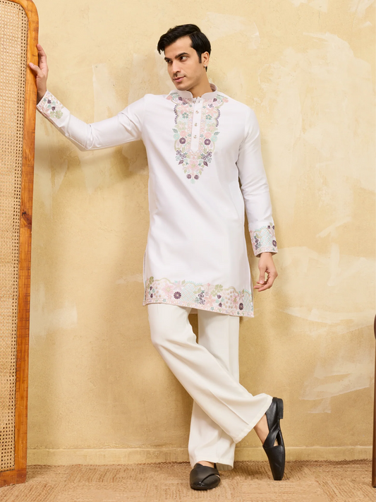 Classic White Thread Work Kurta Set For Festive Wear